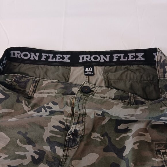 Iron Flex Shorts Men's 40 Green Camo 8 Pockets Cargo Hunting Fishing 98% Cotton - Picture 2 of 10